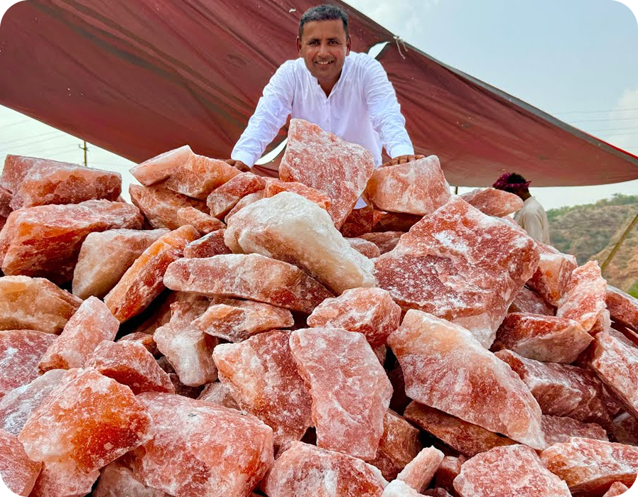 Himalayan pink salt rocks at a Pakistani salt site