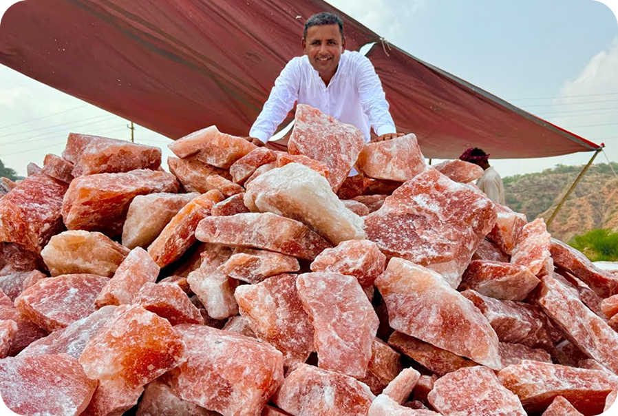 Himalayan pink salt rocks ready for export